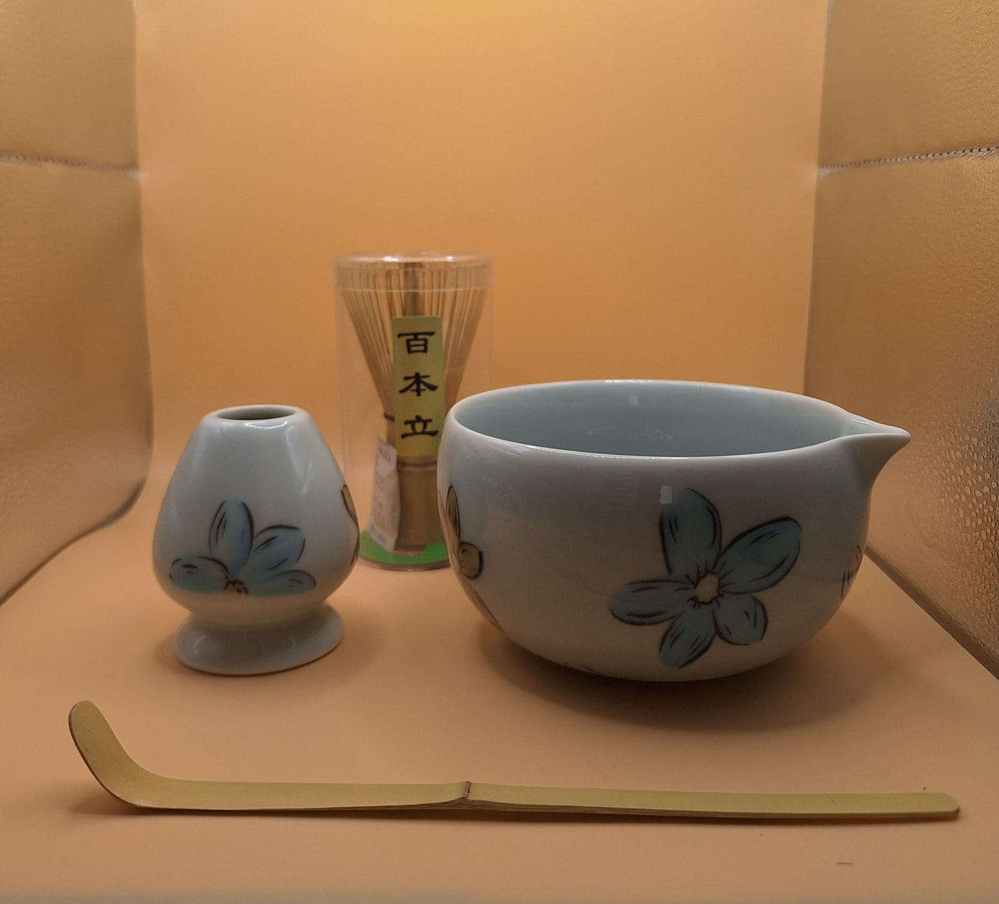 💠Kit de Matcha en Porcelaine « Hana no Kori » 花の氷 Fleurs glacées (4 pièces)