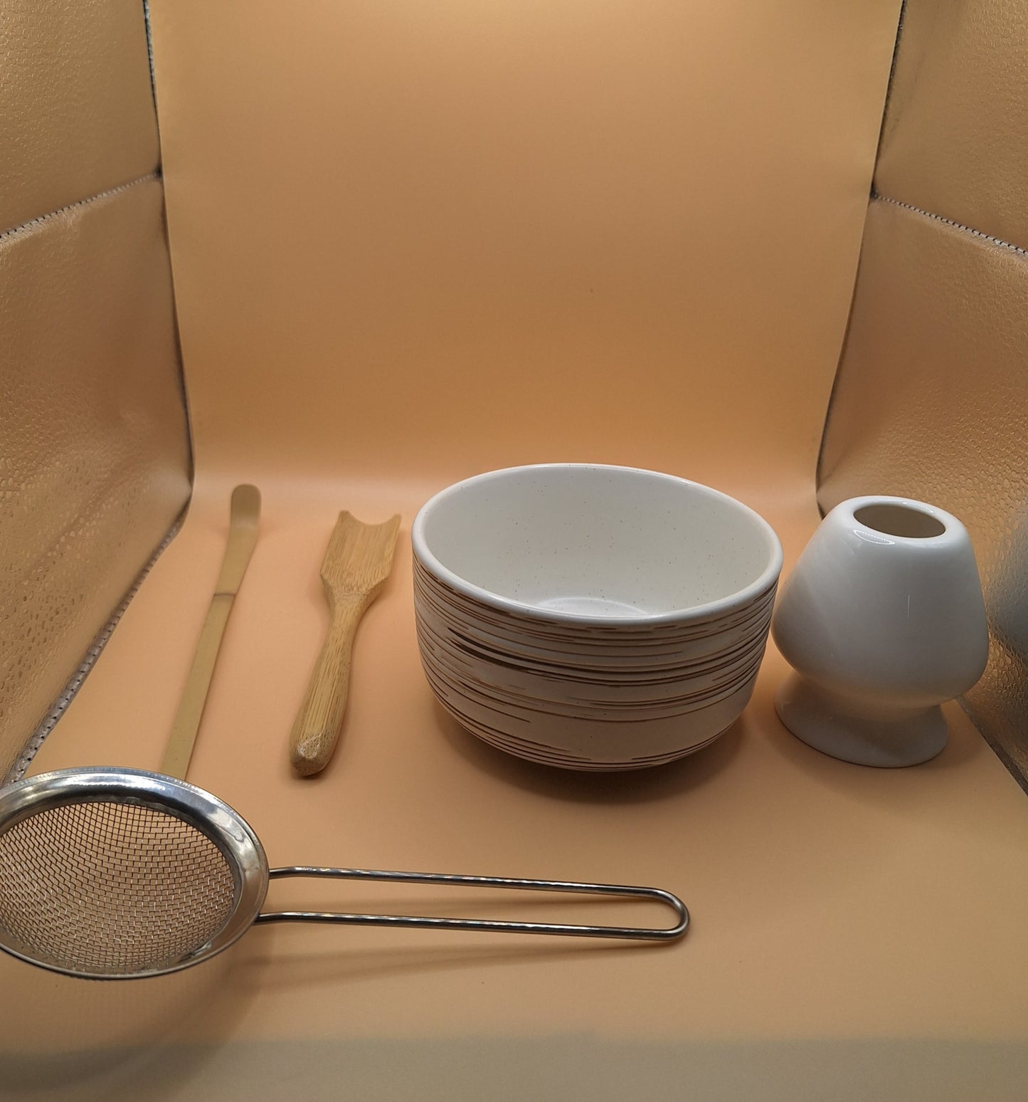 "Senmon" – Set de Matcha 5 pièces en céramique – 線紋 : Traces du thé