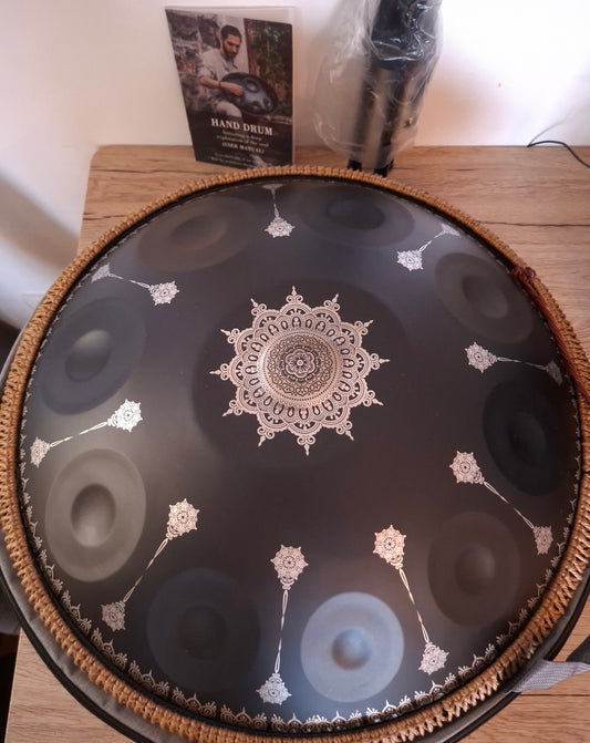 🎶✨ Handpan Ré Mineur neuf – 10 Notes – 22 pouces – 440 Hz – Motif Mandala – Son profond & hypnotique ✨🎶