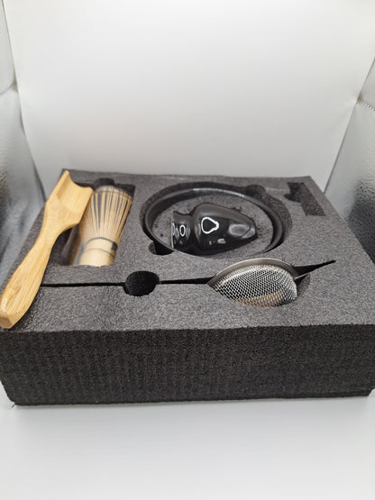 Sumi no Chakai 墨の茶会 – L’Art du Matcha en Noir Profond