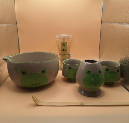 🐸 Set Matcha 6 pièces - Kaeru (カエル) La grenouille joyeuse