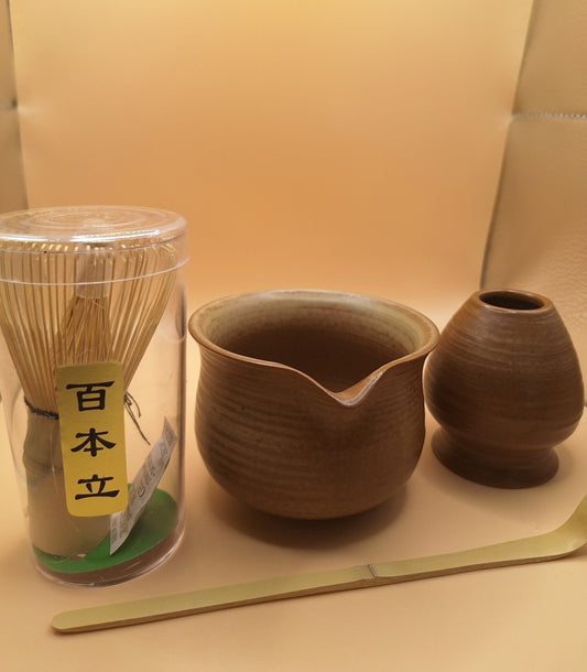 Kiiro Hikari 黄光 4-piece matcha set - Golden light