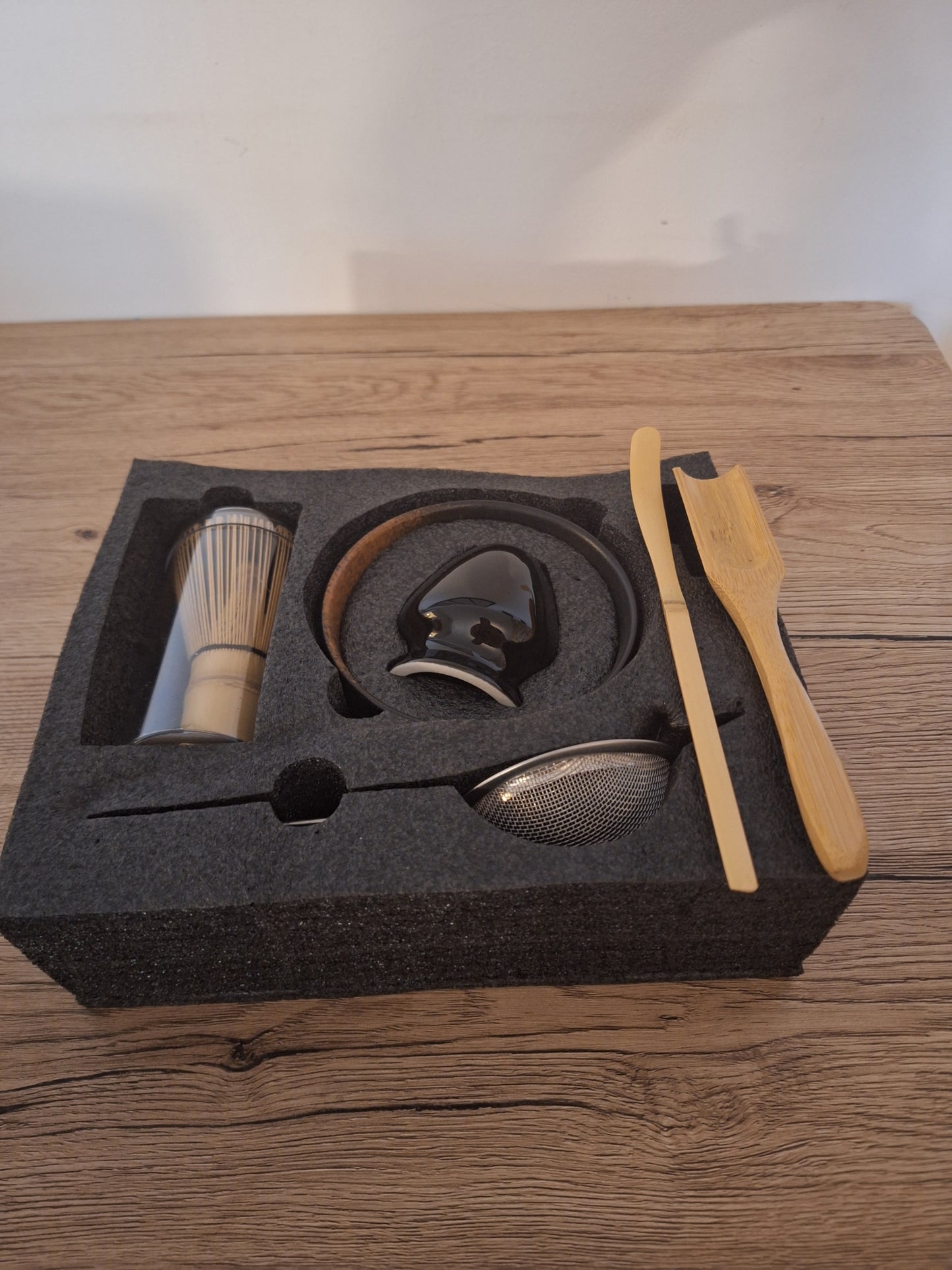 🌿Yoru no Shizuku (夜の雫) — Ceramic Night Drop Matcha Box