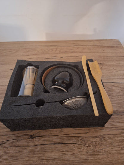 🌿Yoru no Shizuku (夜の雫) — Ceramic Night Drop Matcha Box