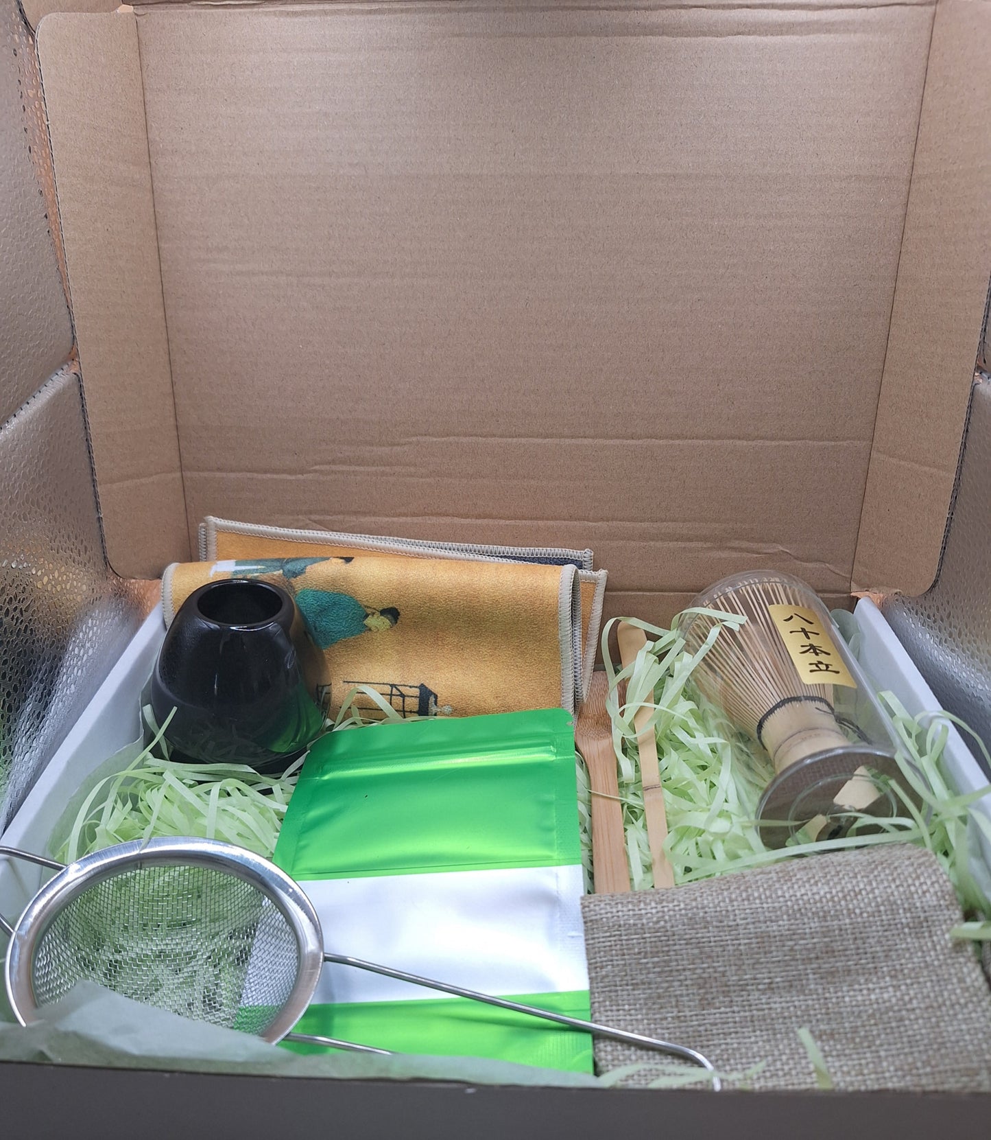 Coffret cadeau Matcha avec fouet , support , cuillères en bambou , pochons et sachet matcha - Style au choix