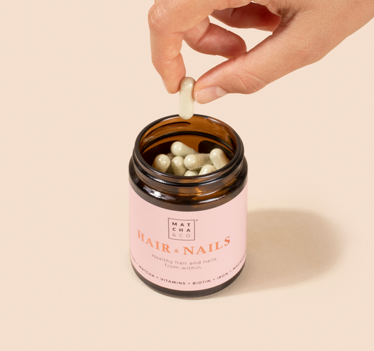 🍃 Hair & Nails – Complexe Multivitaminé Premium
Matcha & Co – Vitalité, Force & Éclat