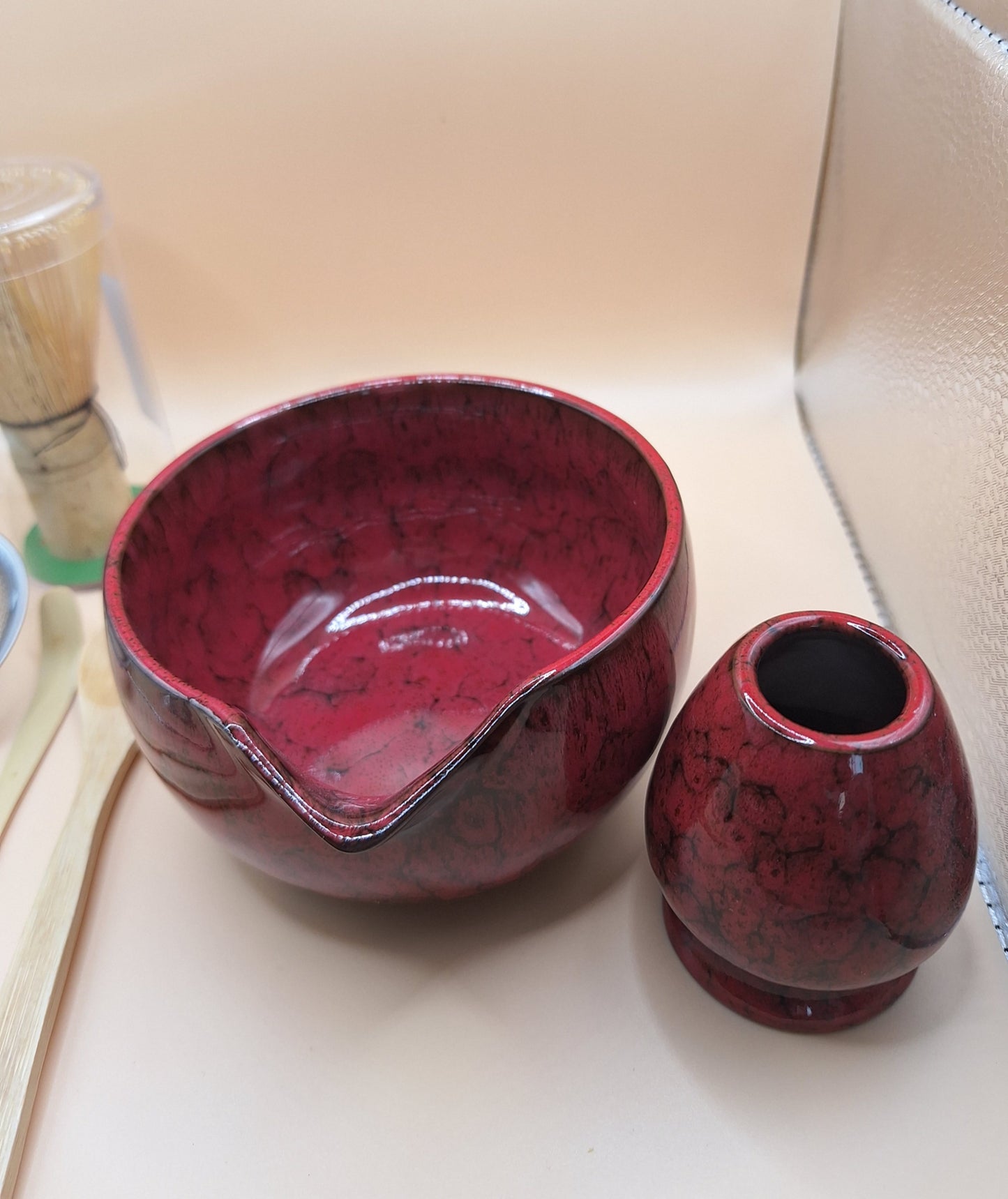 "Akahana" Set de Matcha 6 Pièces en Céramique Rouge Veiné Noir