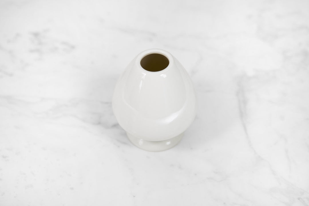 🍃 Porte-fouet à matcha Naoshi – Porcelaine de haute qualité- Kumiko Matcha